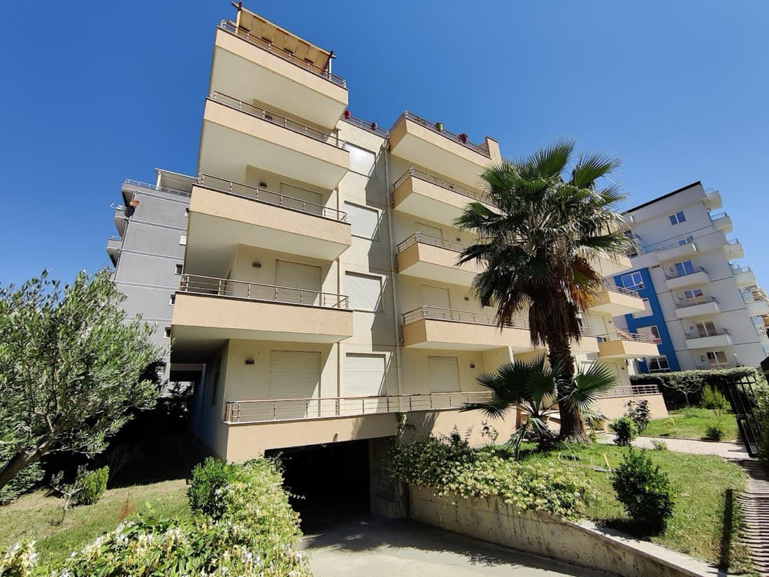 Bella's Apartments 2