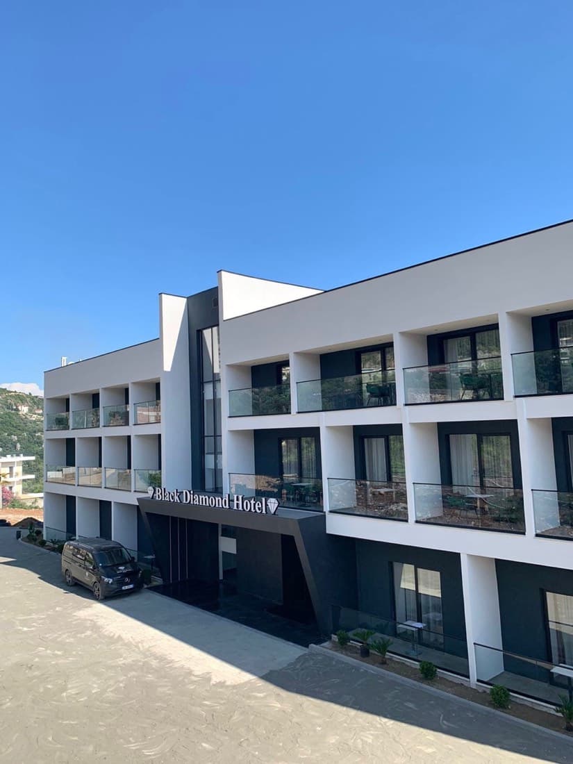 Black Diamond Hotel Dhermi 2