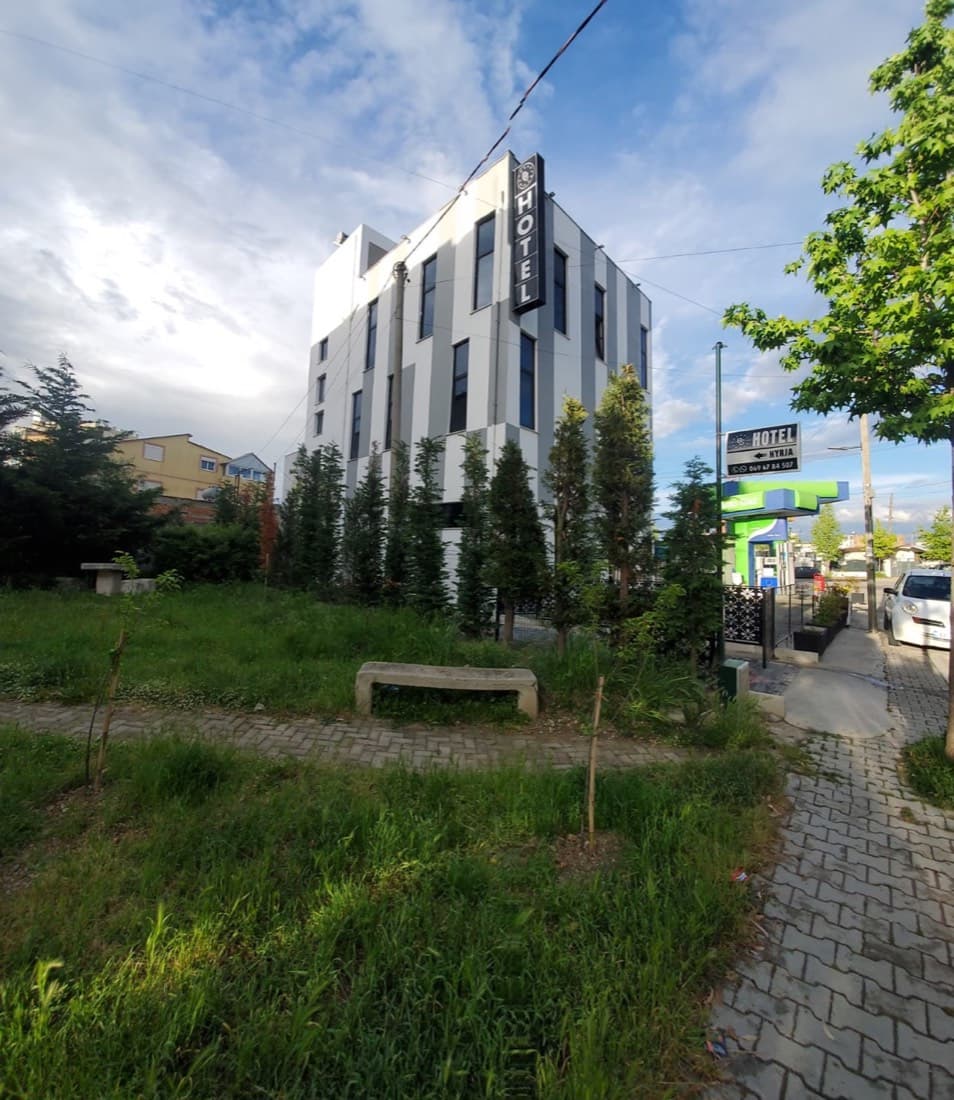 BS Hotel, Durrës