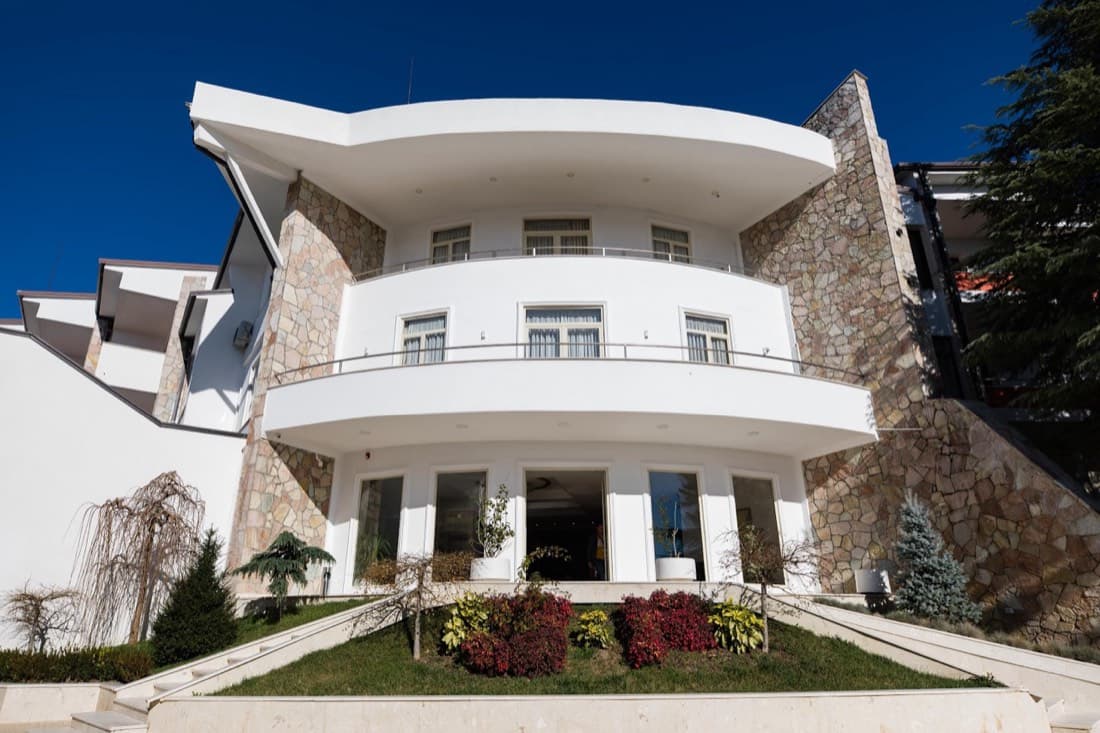 Chateau Linza Resort 2