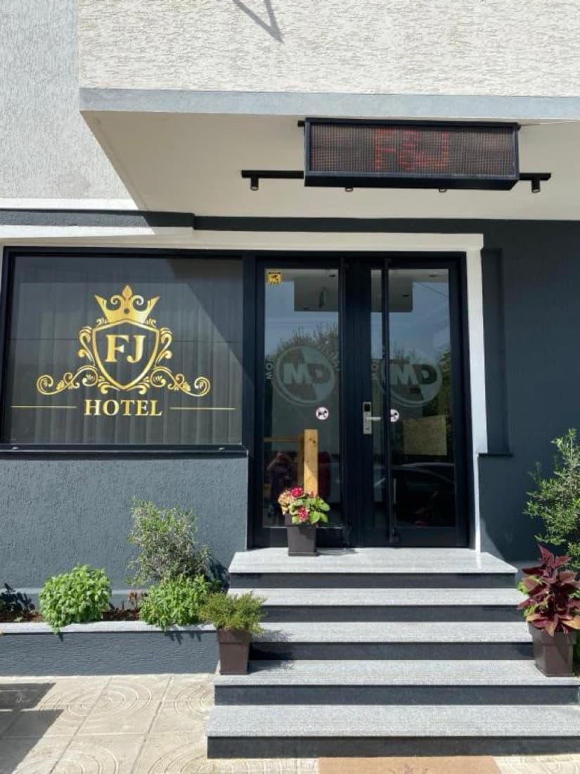 F&J Hotel Sarandë