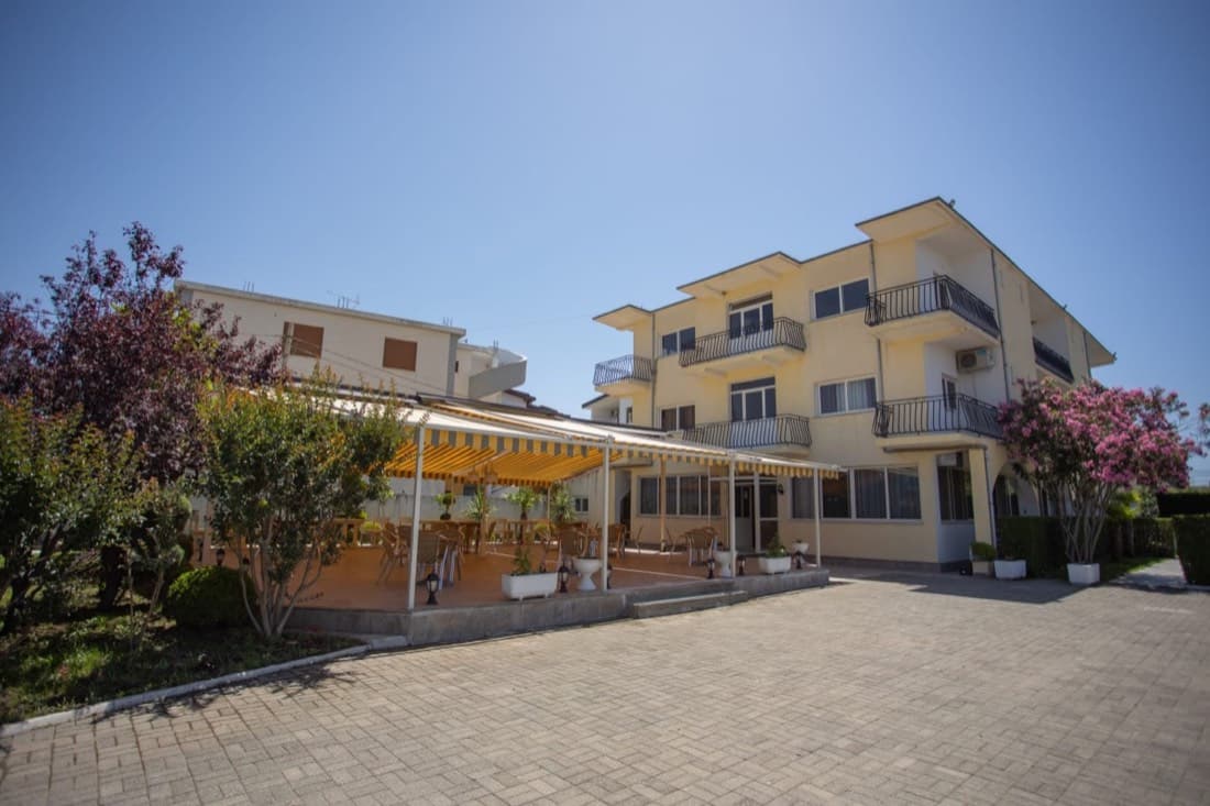 Hotel Belgjika Velipoje