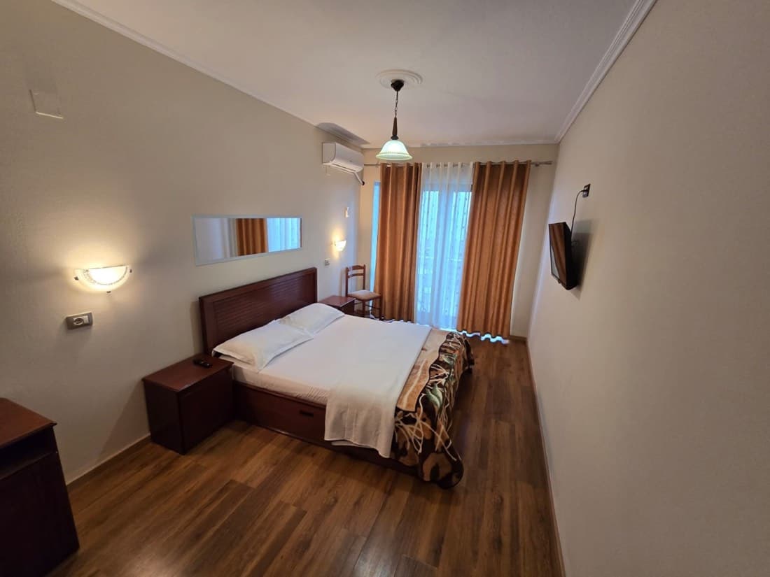 Hotel Belvedere, Pogradec 2