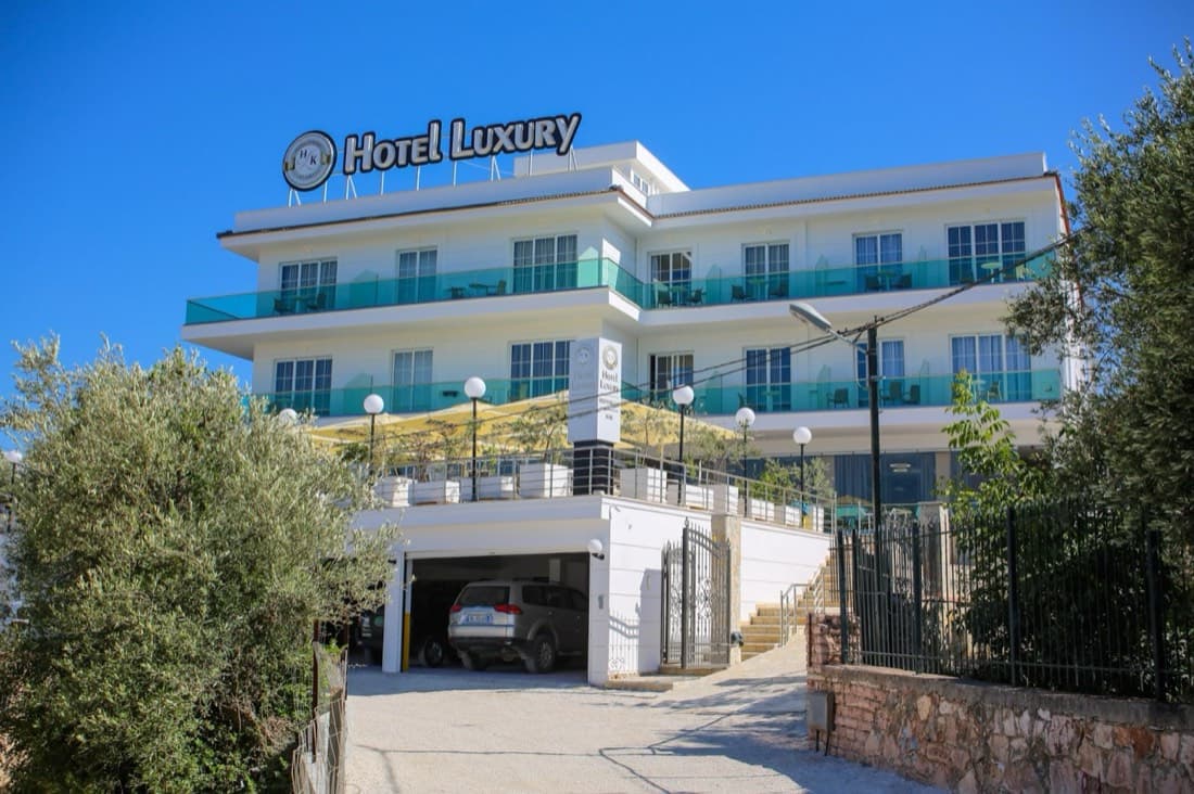 Hotel Luxury