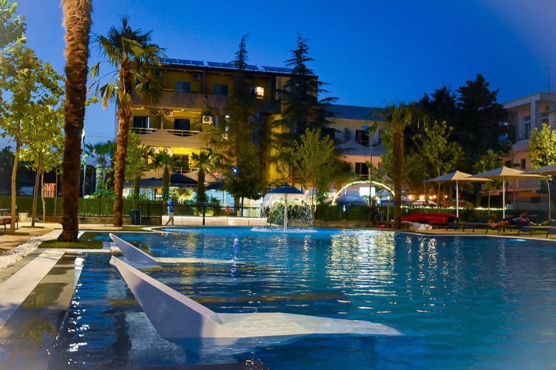 Hotel Qetësia-Te Indriti