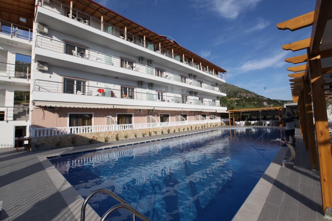 Hotel Riviera Borsh 2