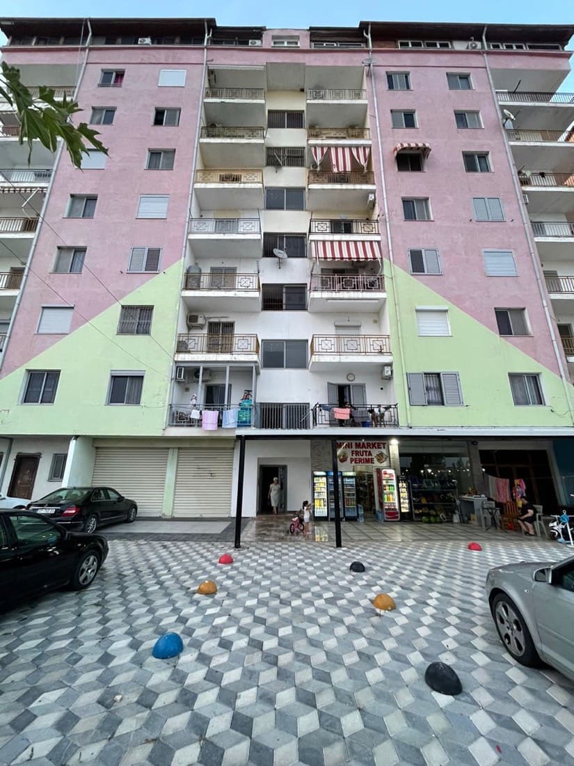 Kloi Beachfront Apartments 2