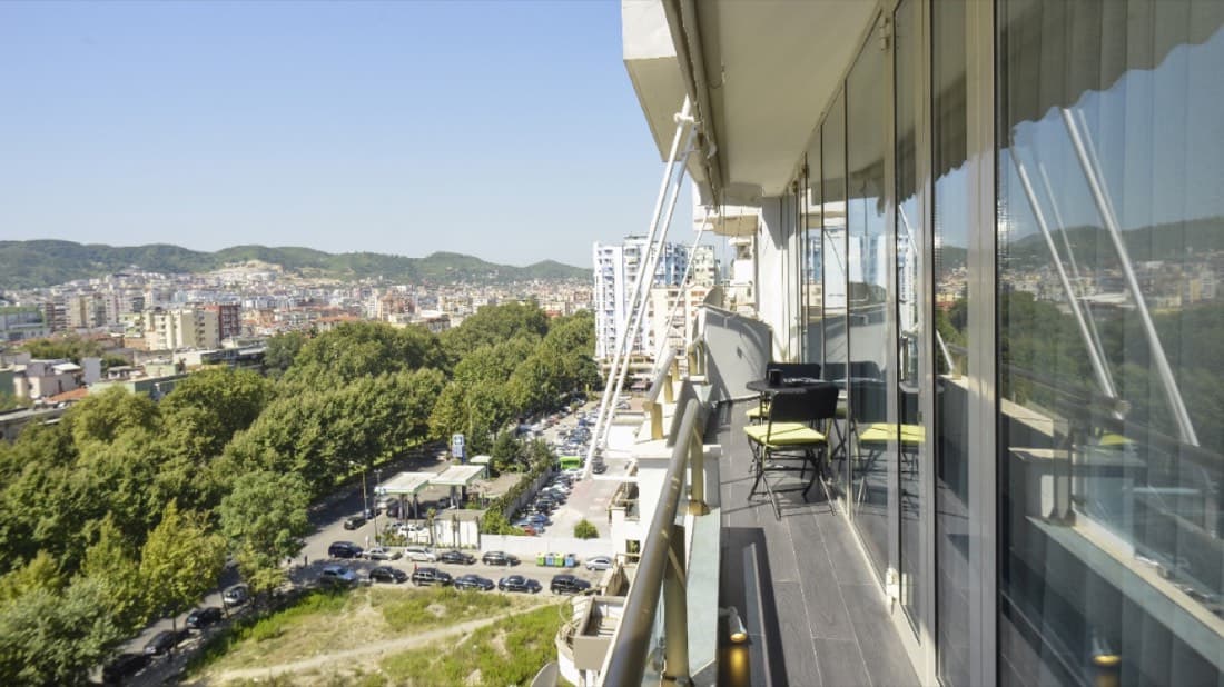 Metro Suites 2
