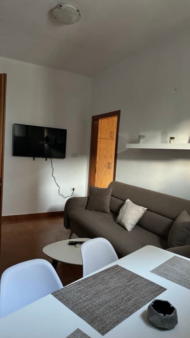 Peçi Apartments Gjirokastër 2