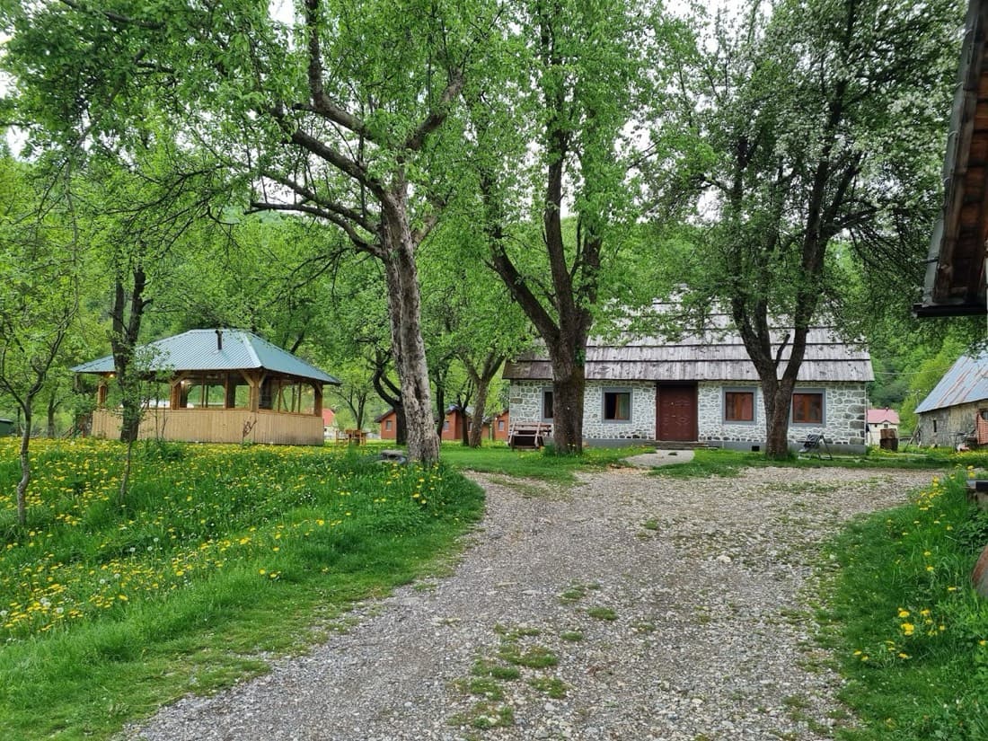 Peraj Guesthouse 2