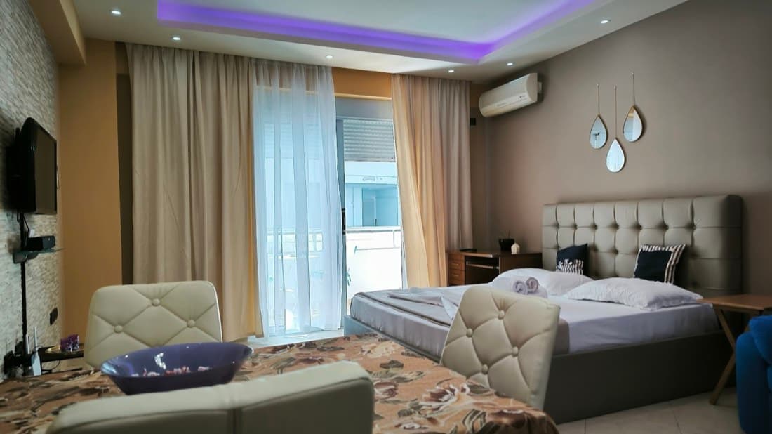Promenade Beach Studio Apartment