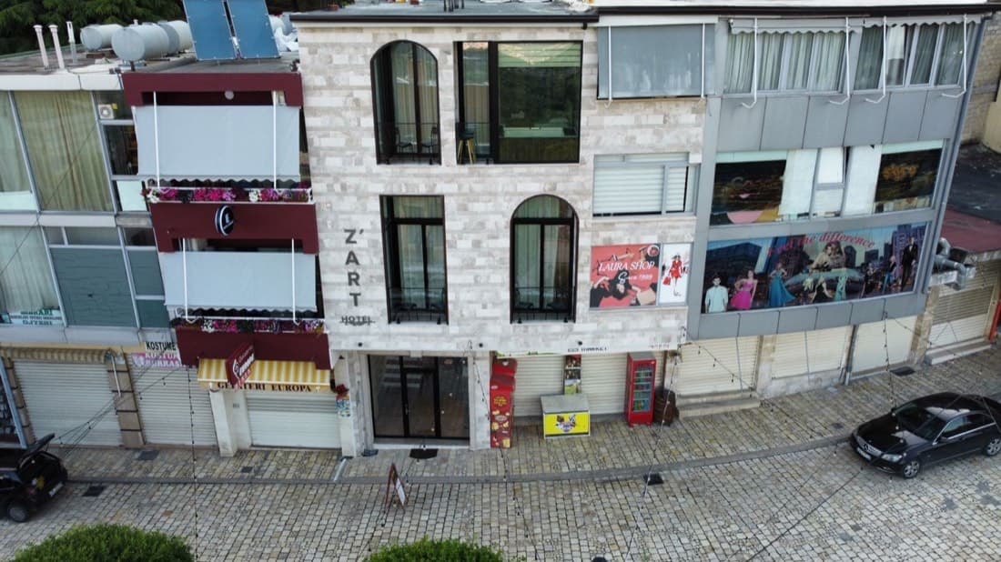 Z’ART HOTEL