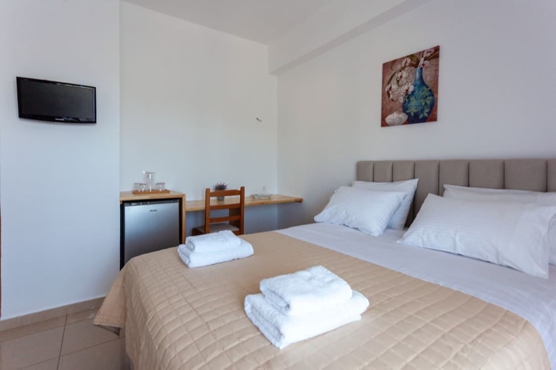 Zacharias Apartments 2