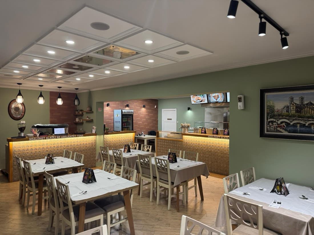 AKSA PIZZA KEBAB RESTAURANT HALAL 2