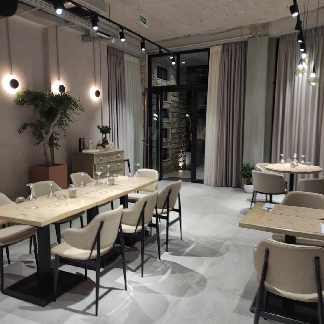 O2 Boutique