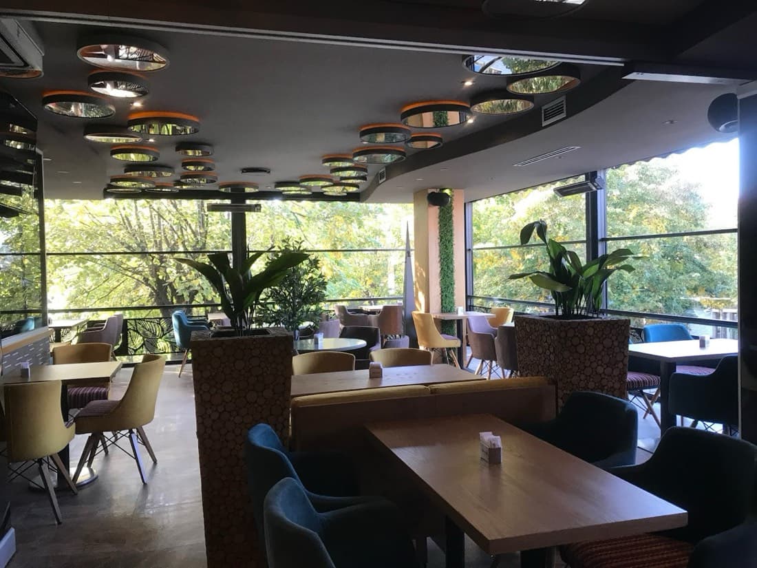 Resto-Bar ZEUS Korçë