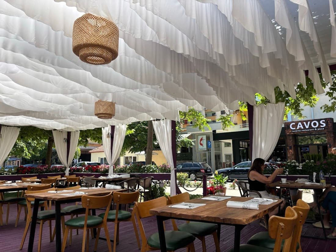 Restorant Cavos