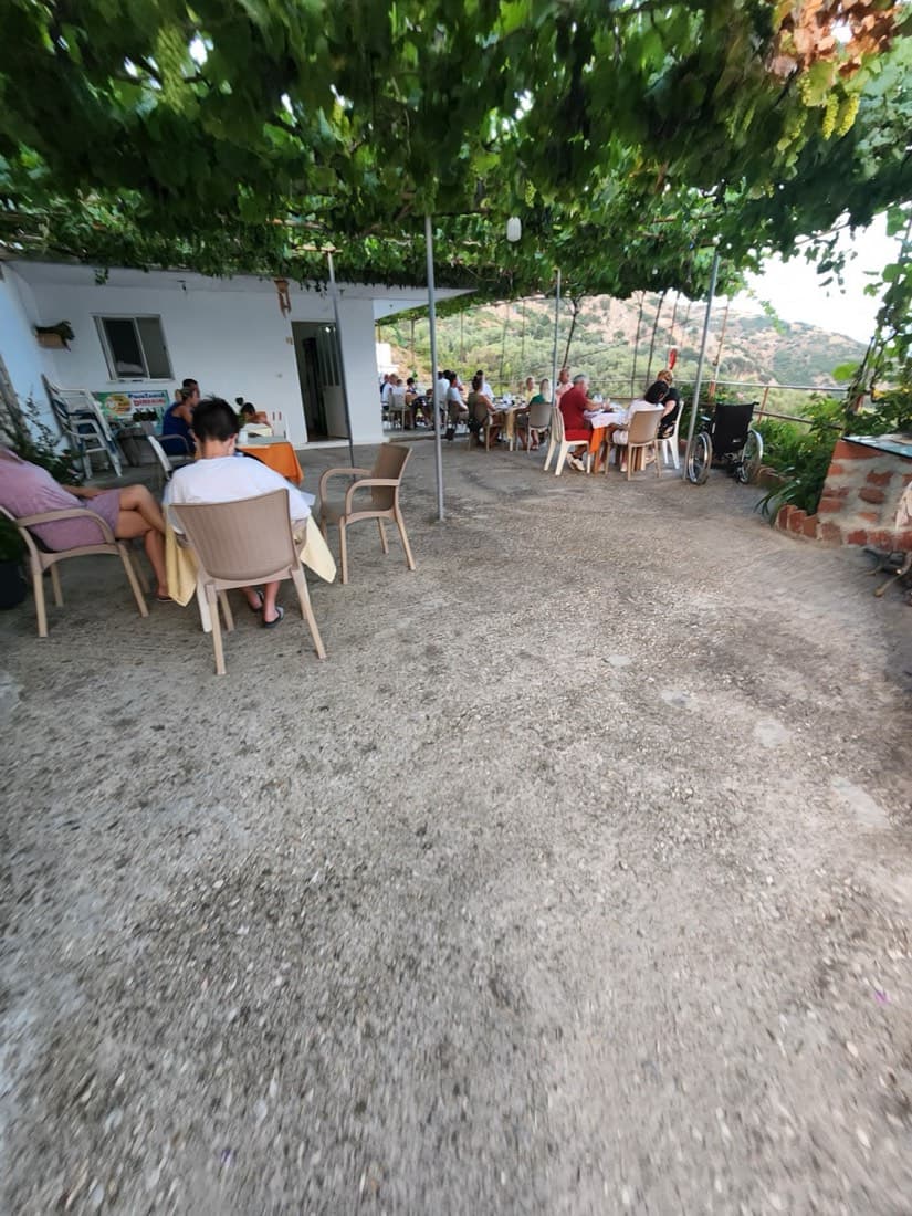 Taverna Dhrami