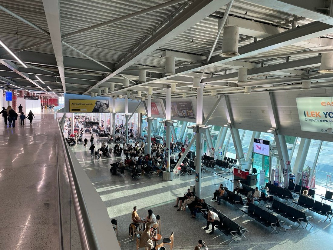 Tirana International Airport — Nënë Tereza 2