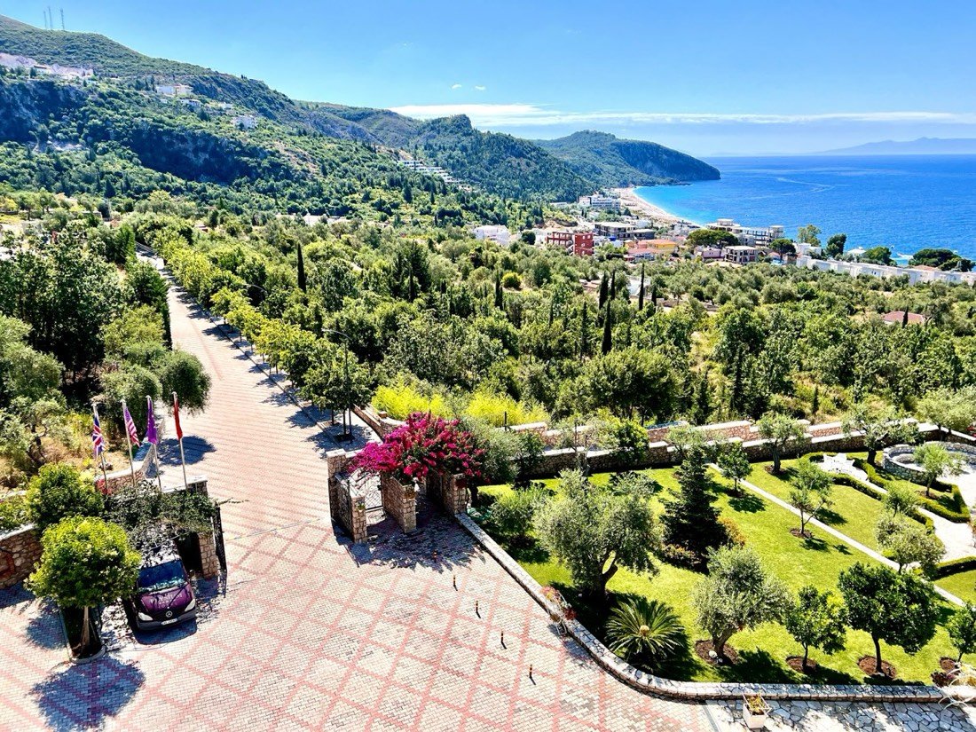 Elysium Hotel Dhërmi 2