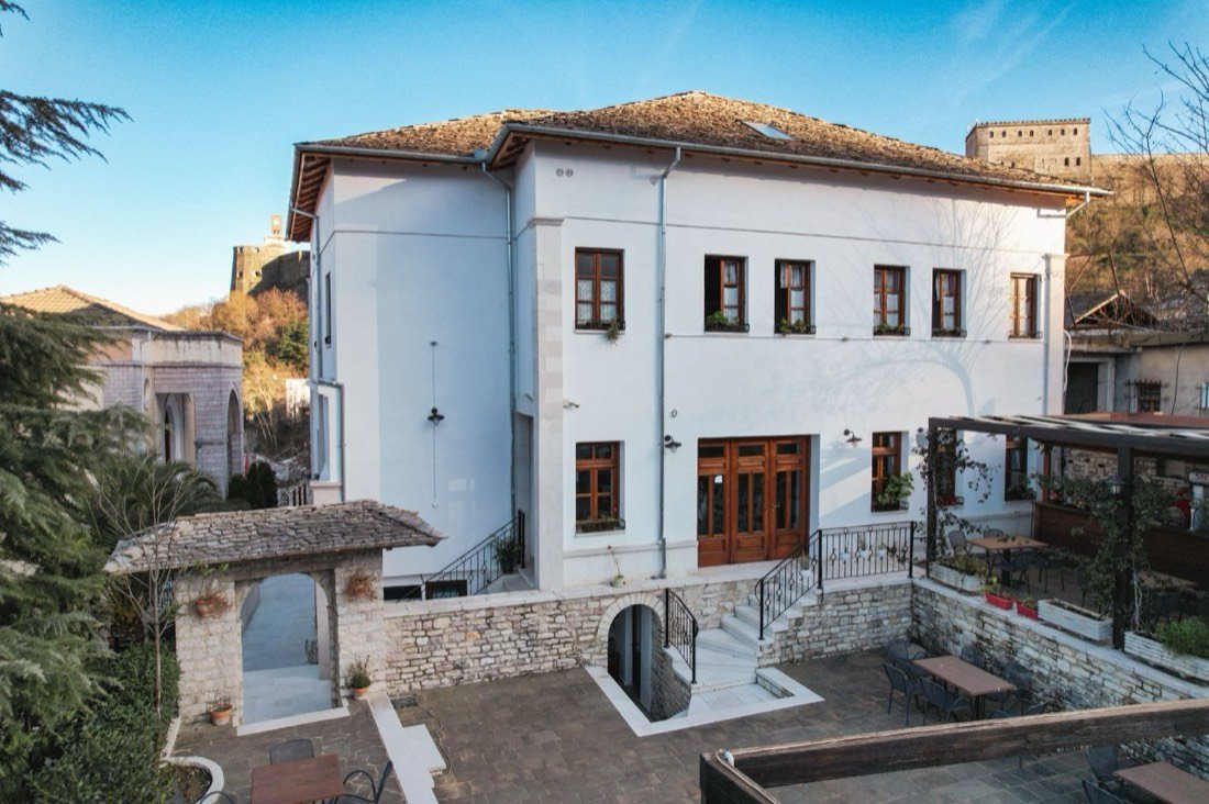 Hotel Bineri 2