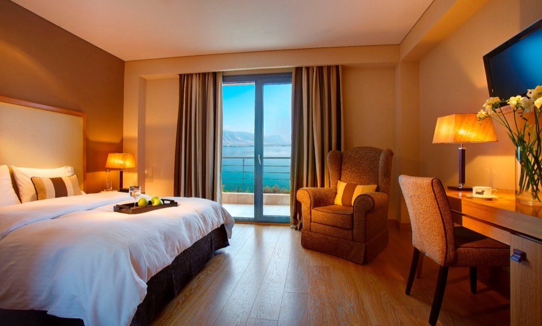 Limneon Resort & Spa 2