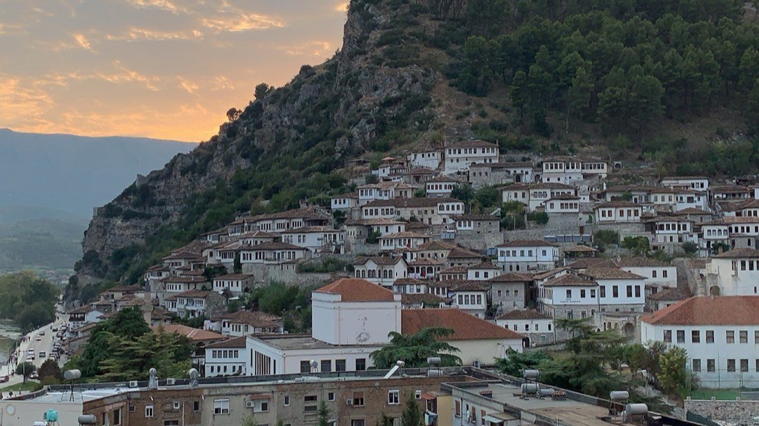 MERKO Hotel
