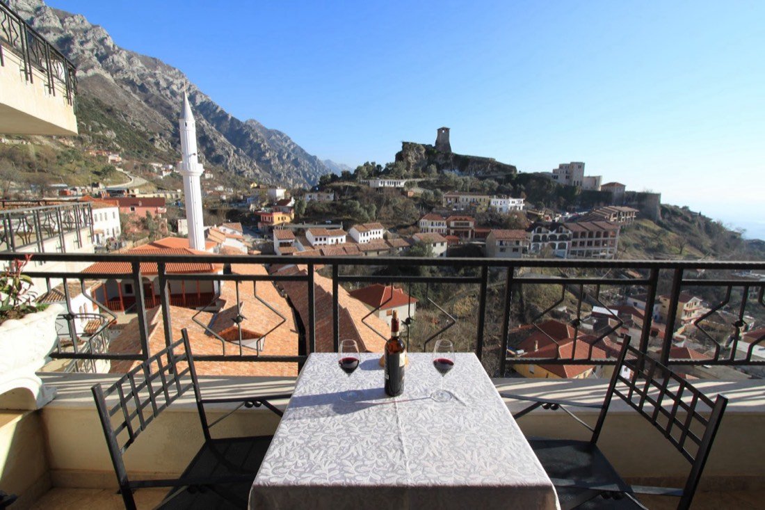Restorant PANORAMA Krujë 2