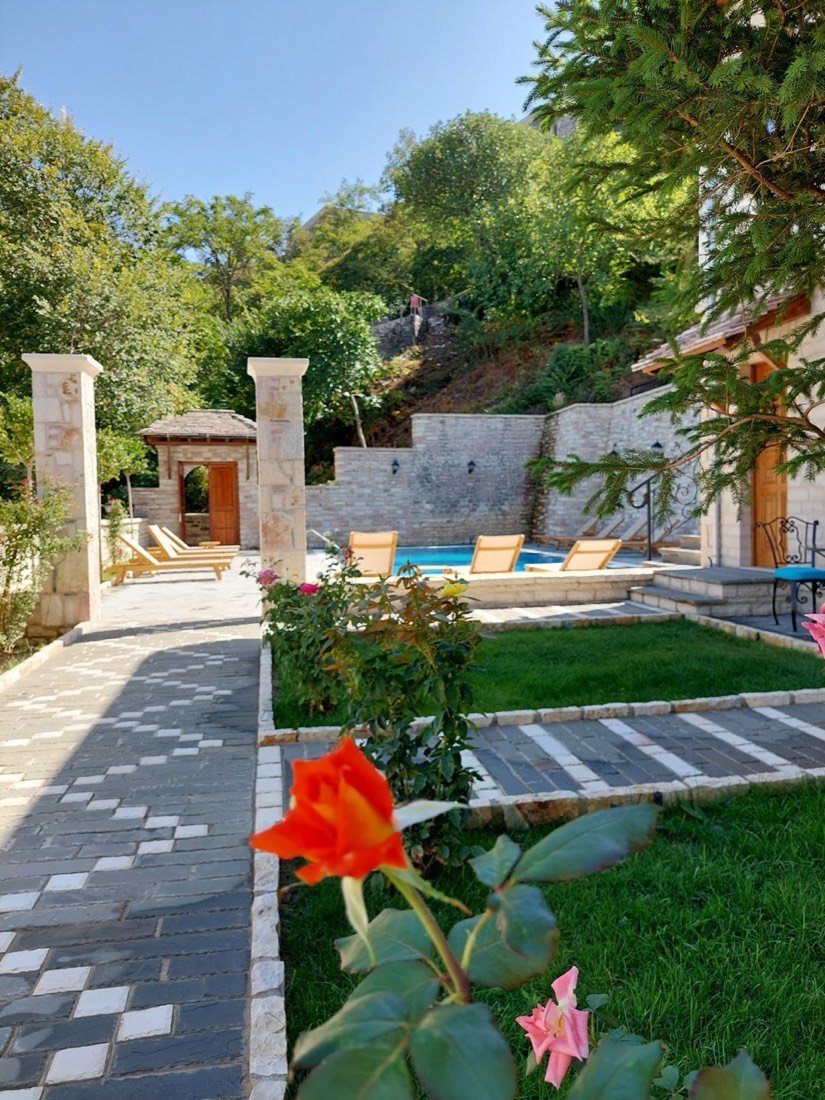 Rose Garden Hotel, Gjirokastër 2