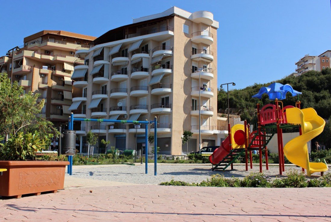 Sunny Apartments 2