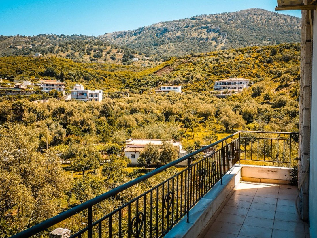 Trip'n'Hostel Seaside Himara 2