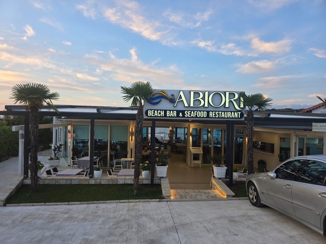 Abiori Restaurant Pizzeria Ksamil 2