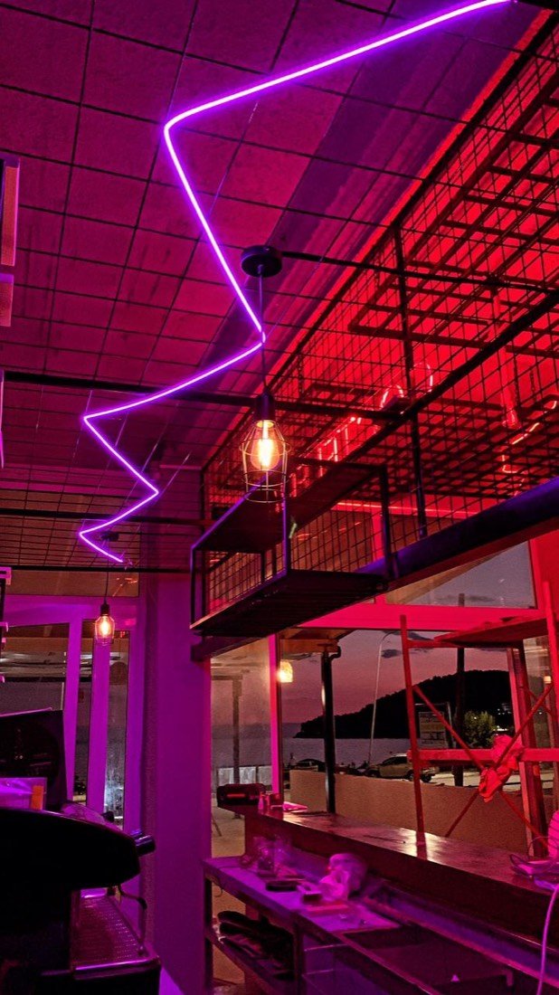 Astro Brunch&Cocktail Bar 2