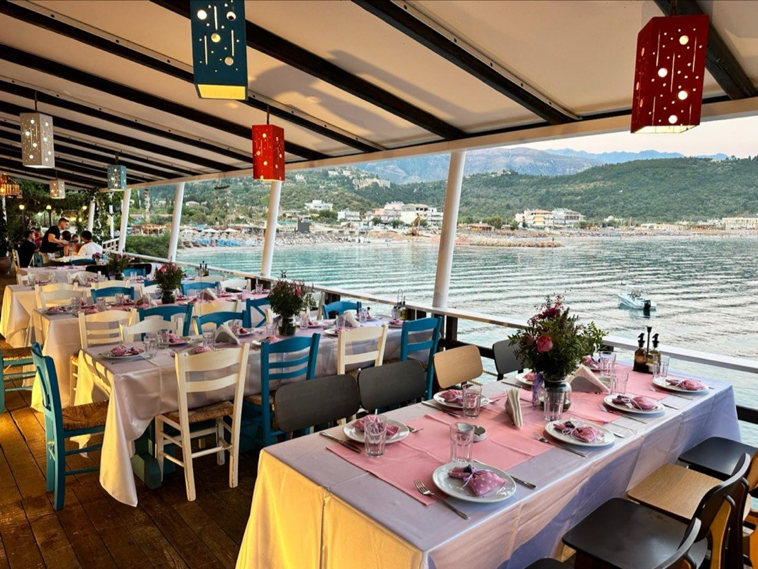 Bar Restaurant BLUE BAY