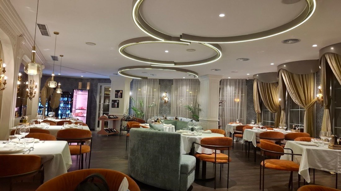 Idromeno Restaurant 2