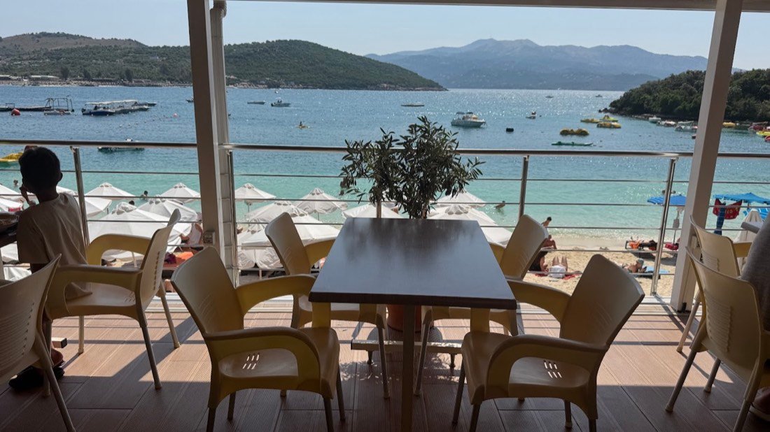 Legisi Beach Restaurant 2