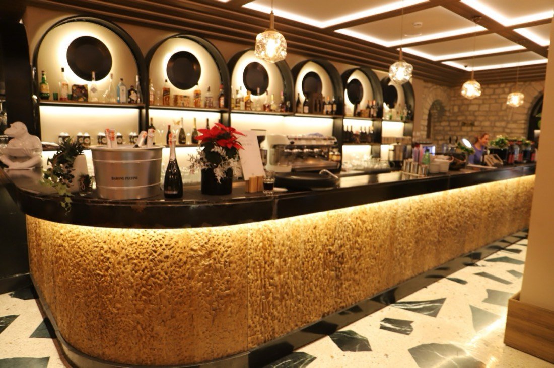 MAJA Restaurant