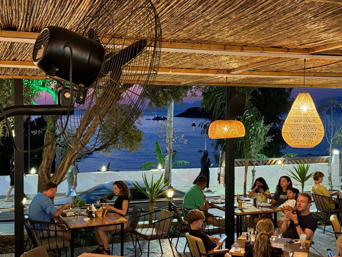 Malibu Resto Lounge & Pizza