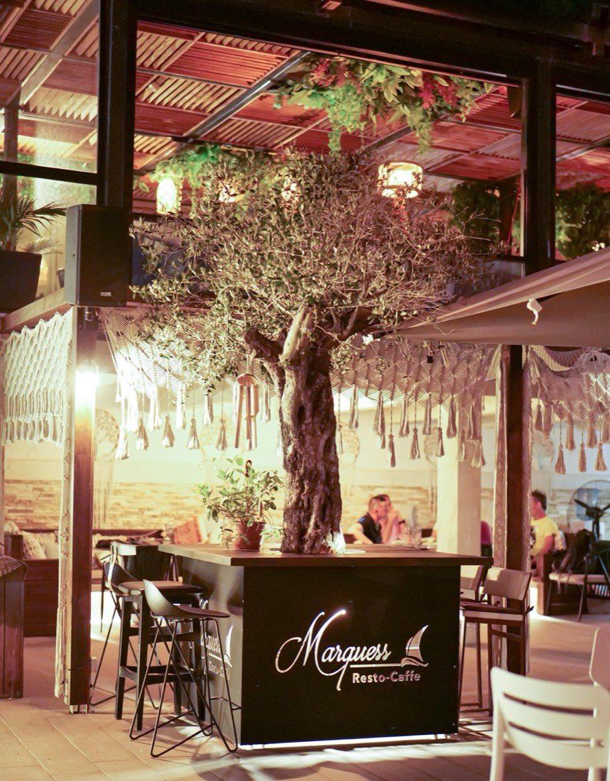 Marquess Resto Lounge