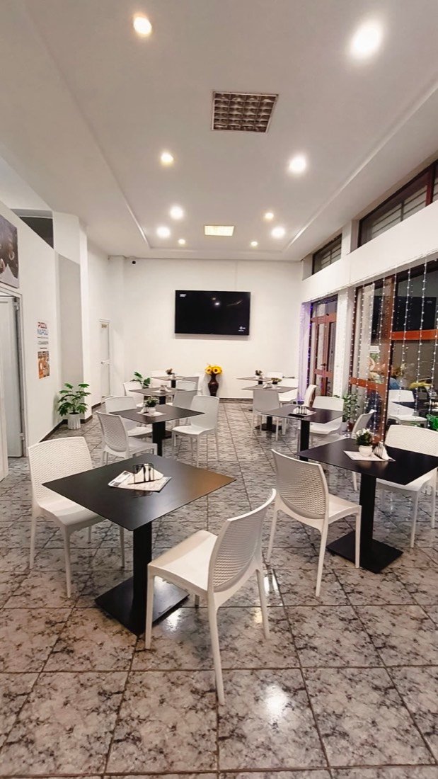 Pizza Napoli Berat 2