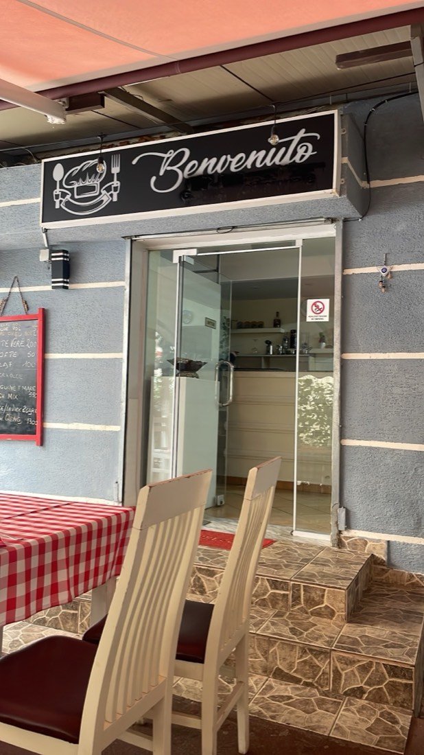 Restaurant Metropol traditional albanian and italian food 2