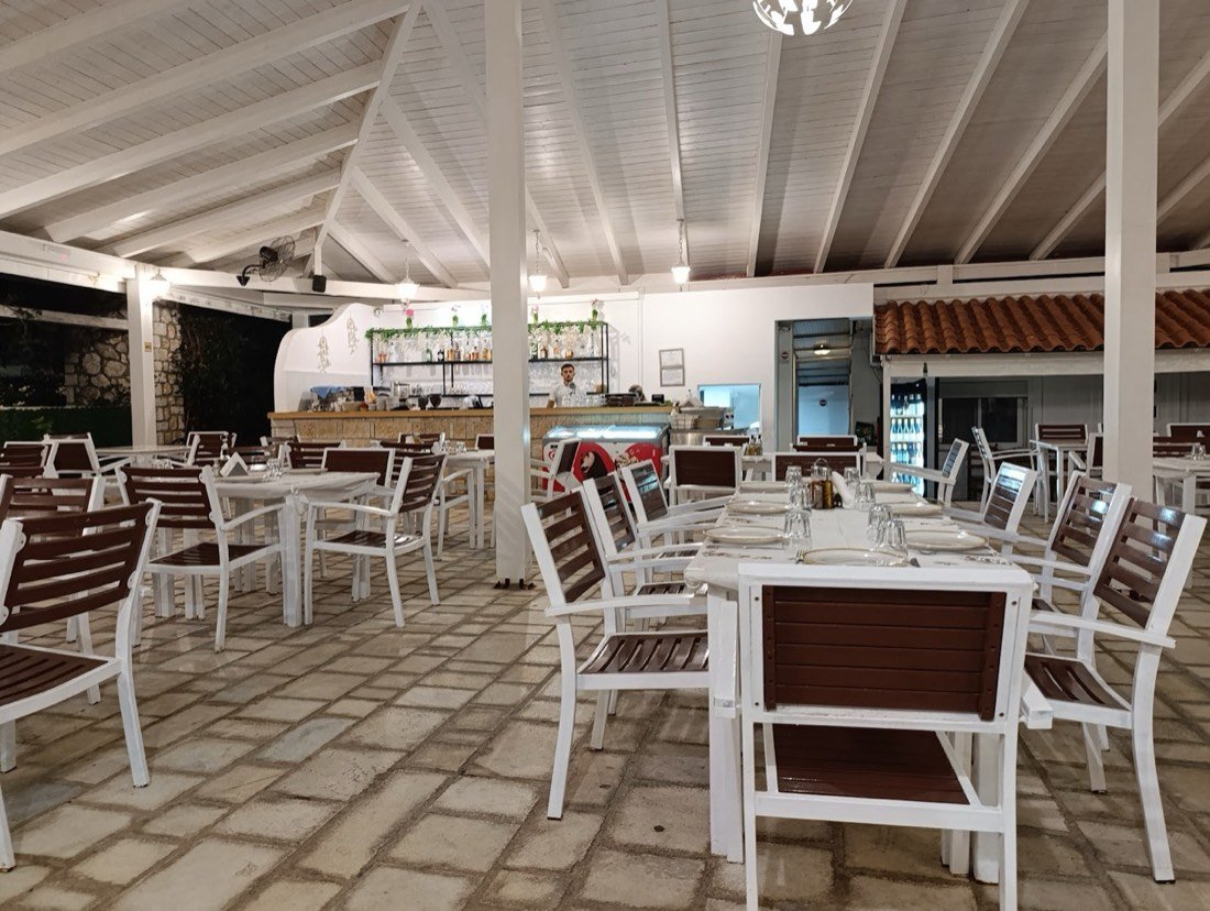 Restaurant Riviera Qeparo 2