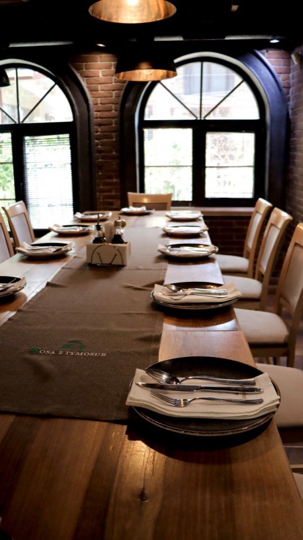 Restaurant Rosa e Tymosur 2