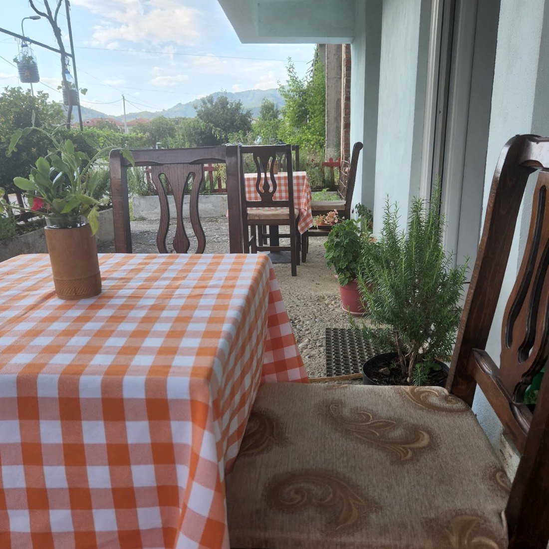Restaurant Velia (Traditional Food)