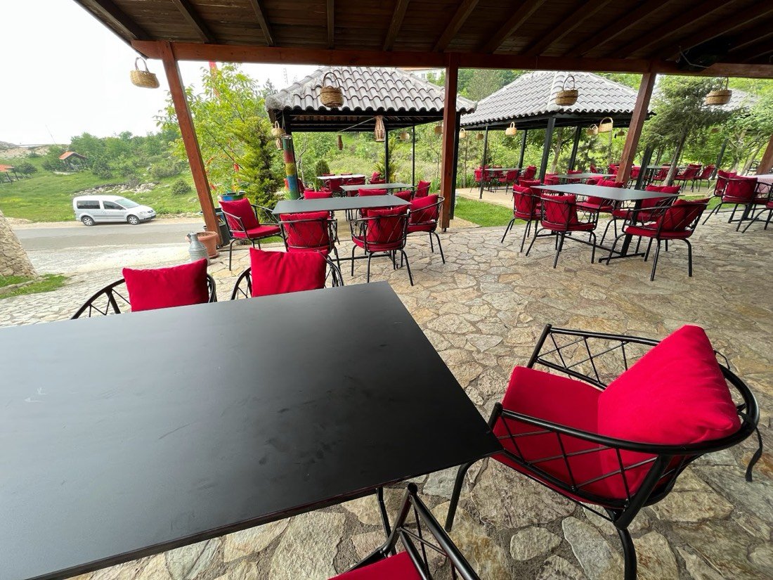 Restorant “Dush Kau“