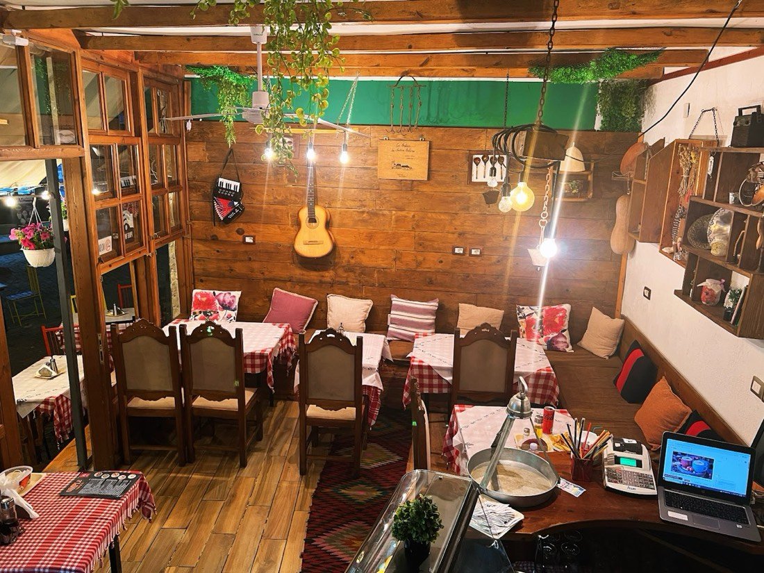 SIMPLE RESTAURANT HALLALL