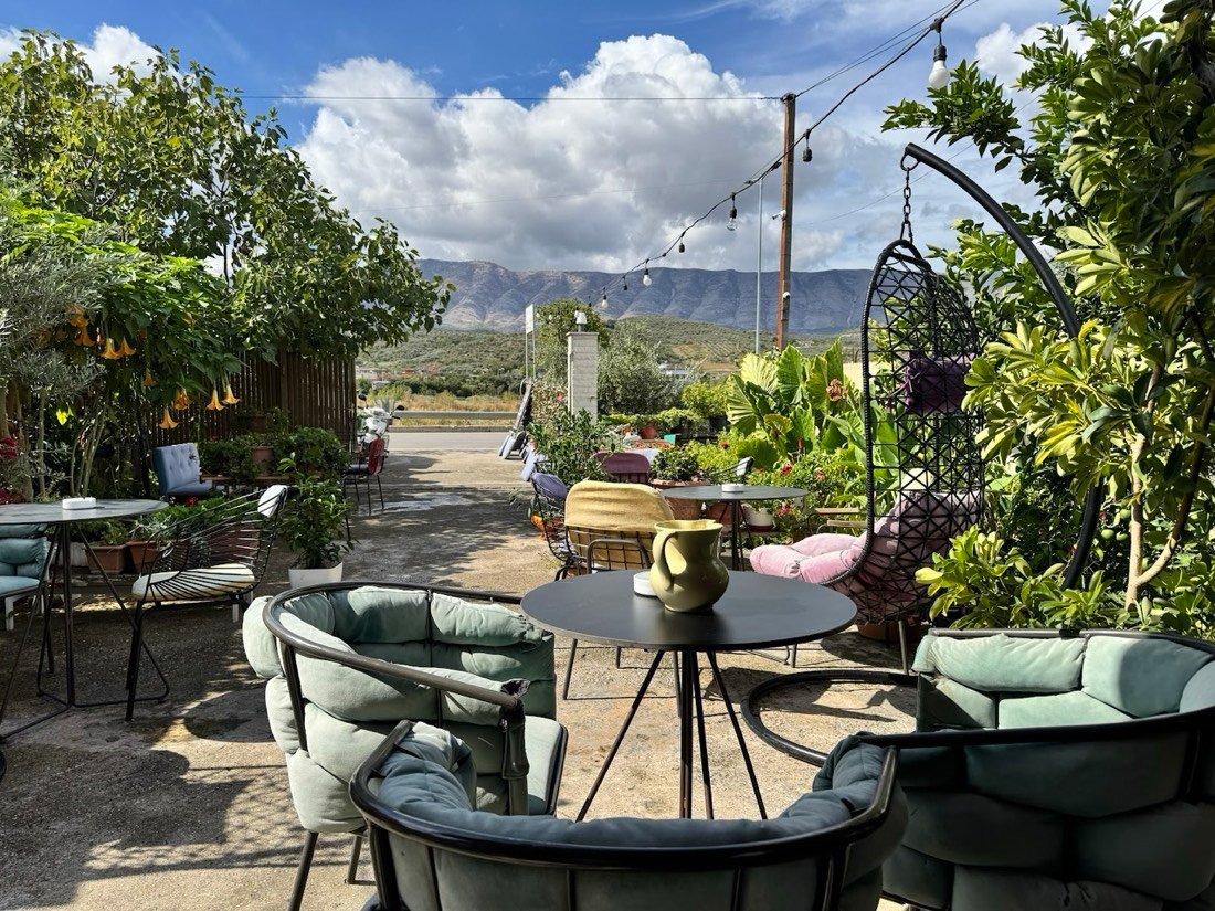 Te Nani coffeeBar/Brunch & traditional food