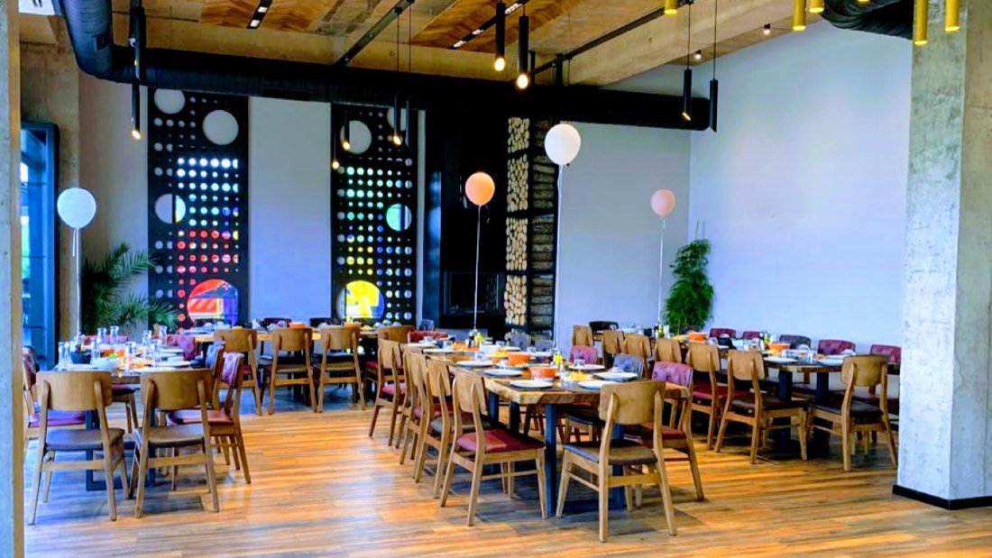 Toka Hotel Restaurant
