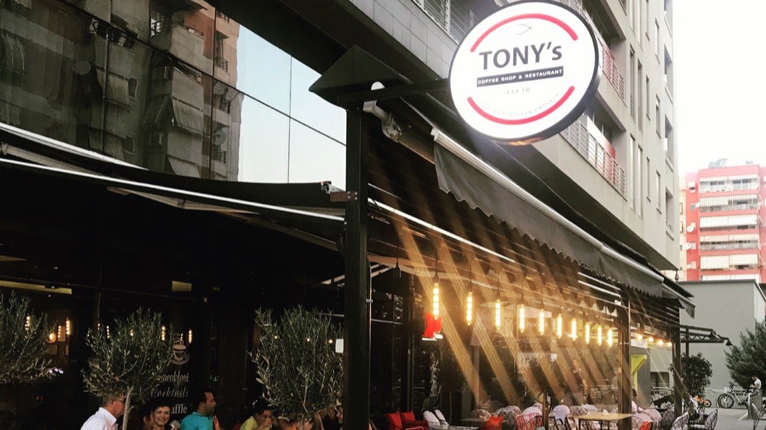 Tony’s American Restaurant & Coffee Shop (Lake) 2