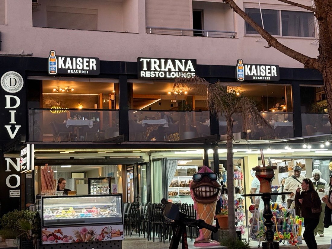 Triana Resto-Lounge